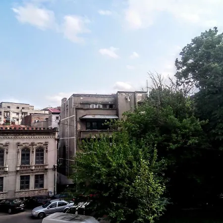 Central Bright Modern Studio Bucharest Exterior photo